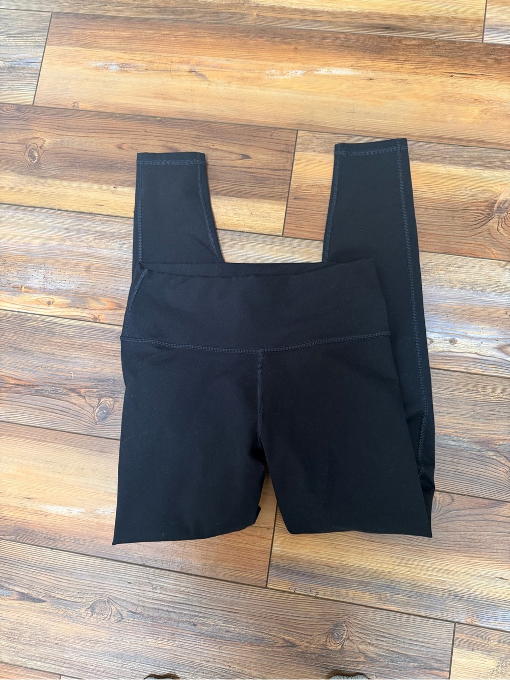 Fabletics Black High-Rise Powerhold Leggings